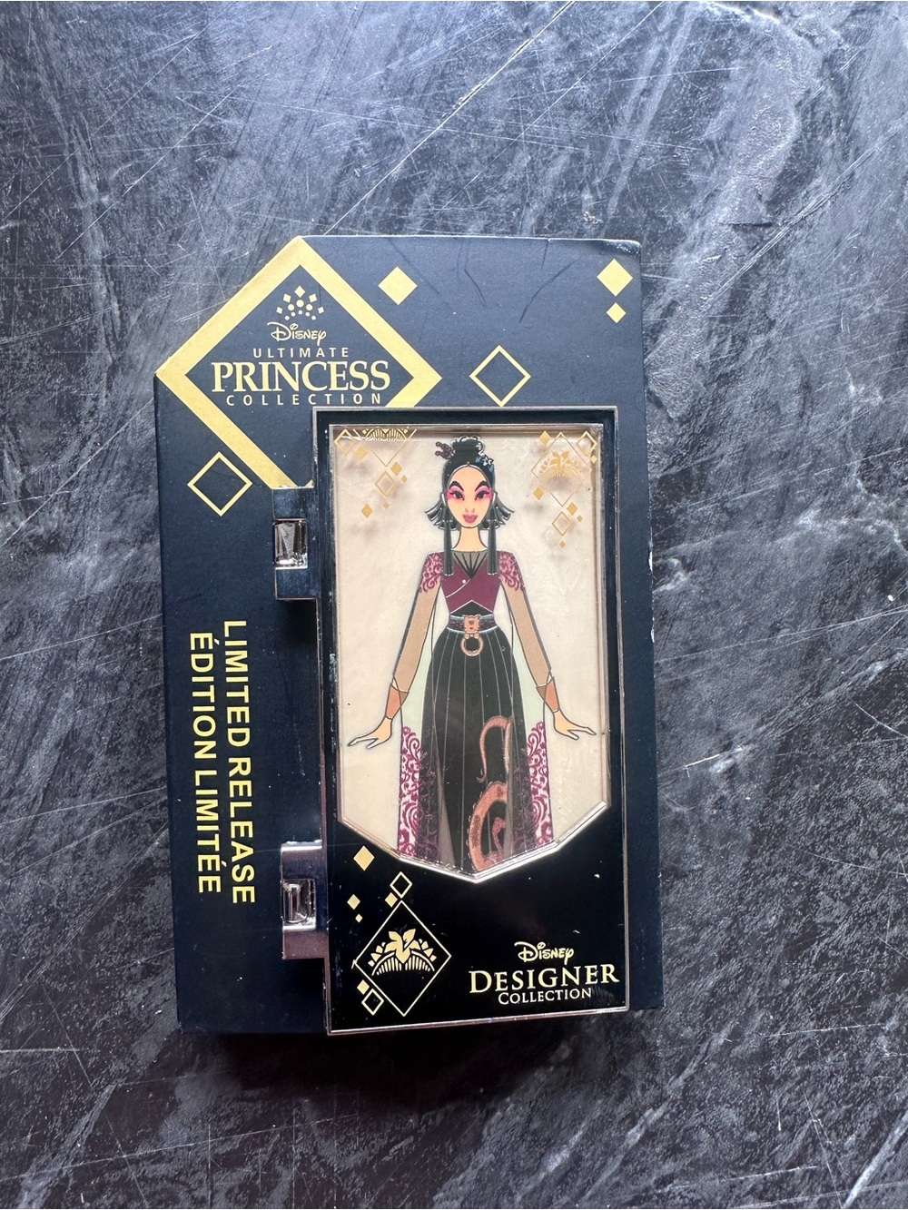 Disney Designer Collection Mulan Pin